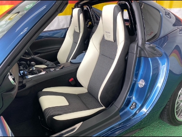 MAZDA�@���[�h�X�^�[RF�@NDERC�i2018�N�j�@�Ɂ@RECARO�i���J���j�@LX-F�@IL110H�@���@�~���E�@���@�V�[�g�o�b�N�J�o�[�@�s�A�m�u���b�N�@����