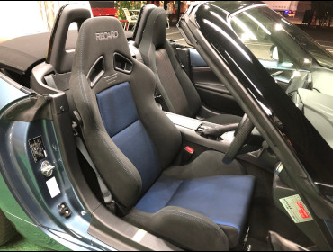 MAZDA�@���[�h�X�^�[�@ND5RC�i2015�N�j�@�Ɂ@RECARO�i���J���j�@SR-7�@GK100�@BK/�u���[�@����
