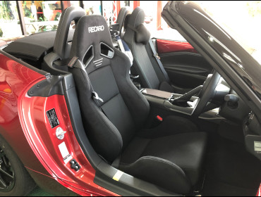 MAZDA�@���[�h�X�^�[�@ND5RC�i2021�N�j�@�Ɂ@RECARO�i���J���j�@SR-7�@GU100H�@BK�@����