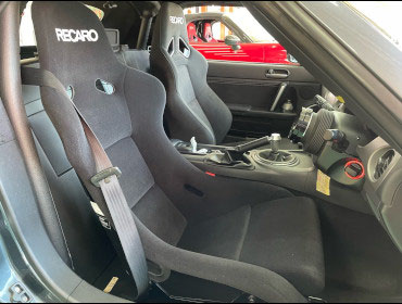 MAZDA�@���[�h�X�^�[�@NCEC�i2009�N�j�@�Ɂ@RECARO�i���J���j�@�|�[���|�W�V�����@�V�[�g�q�[�^�[�t���@���@SR-7F�@KK100�@�V�[�g�q�[�^�[�t���@����