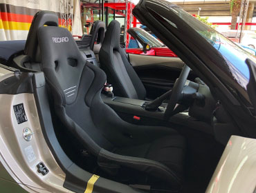 MAZDA�@���[�h�X�^�[990S�@ND5RC�i2022�N�j�@�Ɂ@RECARO�i���J���j�@TS-G�@GK�@BK/BK�@����