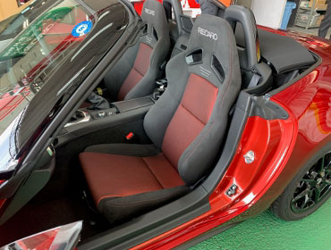MAZDA�@���[�h�X�^�[�@ND5RC�i2022�N�j�@�Ɂ@RECARO�i���J���j�@SR-7�@GK100�@BK/RED�@���@SR-7F�@GK100�@BK/RED�@����