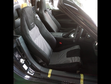 MAZDA�@���[�h�X�^�[�@ND�i2018�N�j�@�Ɂ@RECARO�i���J���j�@LX-F�@WU110H�@BK�@����
