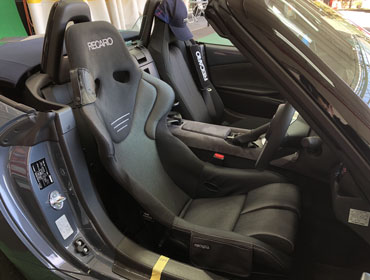 MAZDA�@���[�h�X�^�[990S�@ND�i2022�N�j�@�Ɂ@RECARO�i���J���j�@TS-G�@GK�@BK/SIL�@�V�[�g�q�[�^�[�t���@����