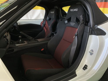 MAZDA�@���[�h�X�^�[�@ND5RC�i2022�N�j�@�Ɂ@RECARO�i���J���j�@TS-G�@GK�@BK/RED�@���@SR-7F�@GK100�@BK/RED�@����