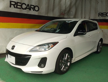 MAZDA�@�A�N�Z���@BLFFW�i2013�N�j�@�Ɂ@RECARO�i���J���j�@SR-7F�@GK100�@BK/BK�@�V�[�g�q�[�^�[�t���@�~���E�@����