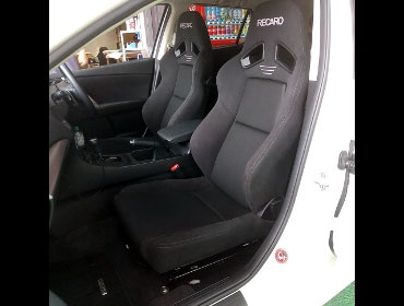 MAZDA�@�A�N�Z���@BLFFW�i2013�N�j�@�Ɂ@RECARO�i���J���j�@SR-7F�@GK100�@BK/BK�@�V�[�g�q�[�^�[�t���@�~���E�@����