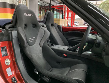 MAZDA�@���[�h�X�^�[�@ND5RC�i2023�N�j�@�Ɂ@RECARO�i���J���j�@TS-G�@GK�@BK/SIL�@����