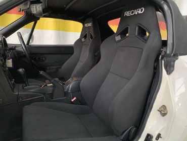 MAZDA�@���[�h�X�^�[�@NA(1997�N�j�@�Ɂ@RECARO�i���J���j�@SR-7F�@KK100�@BK�@�~���E�@����