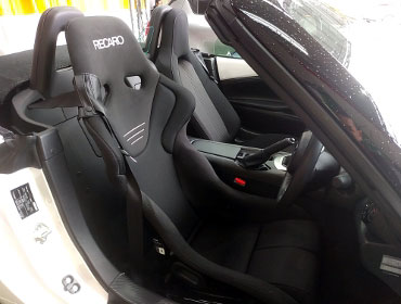 MAZDA�@���[�h�X�^�[�@ND�i2023�N�j�@�Ɂ@RECARO�i���J���j�@RS-G�@GK�@BK/BK�@����