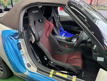 MAZDA�@���[�h�X�^�[�@ND5RC�i2023�N�j�@�Ɂ@RECARO�i���J���j�@RS-G�@GK�@BK/RED�@�V�[�g�q�[�^�[�t���@����