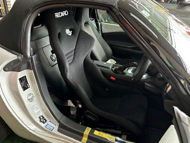 MAZDA�@���[�h�X�^�[�@S�X�y�V�����p�b�P�[�W�@ND5RC�i2015�N�j�@�Ɂ@RECARO�i���J���j�@RS-GE�@����