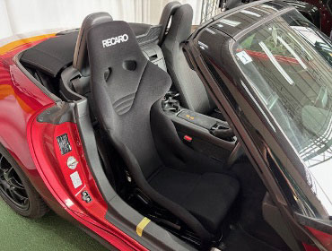 MAZDA�@���[�h�X�^�[NR-A�@ND5RC�i2019�N�j�@�Ɂ@RECARO�i���J���j�@RS-GE�@����