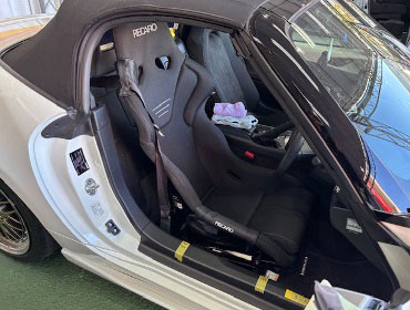 MAZDA�@���[�h�X�^�[�@ND5RE�i2024�N�j�@�Ɂ@RECARO�i���J���j�@RS-G�@GK�@BK/BK�@�V�[�g�q�[�^�[�t���@����