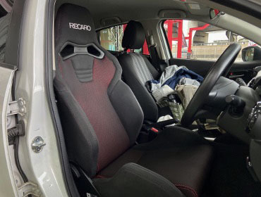 MAZDA�@�f�~�I�@DJLFS�i2018�N�j�@�Ɂ@RECARO�i���J���j�@SR-S�@BK100�@BK/RED�@����