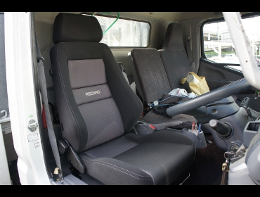 RECARO�i���J���V�[�g�j�@MITSUBISHI�@FUSO�@�L�����^�[�@FEB90��RECARO�i���J���j�@LX-VF SK100 SIL�@����