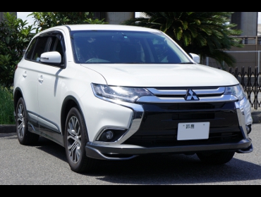 MITSUBISHI�@�A�E�g�����_�[�@GF8W��RECARO�i���J���j�V�[�g����