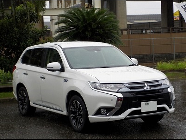 MITSUBISHI�@�A�E�g�����_�[�@GG2W�@�Ɂ@RECARO�i���J���j�V�[�g����