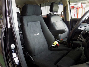 RECARO�i���J���V�[�g�j�@MITSUBISHI�@�f���J�@D5�@�Ɂ@RECARO�i���J���j�@�G���S���hMV�@BK�@����
