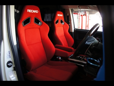 RECARO�i���J���V�[�g�j�@MITSUBISHI�@�f���JD5�@CV1W�i2017�N�j�@�Ɂ@RECARO�i���J���j�@SR-7F�@KK100�@RED�@�V�[�g�q�[�^�[�t�����A�[�����X�g�t���@�~���E�@����