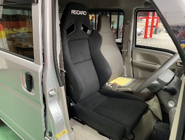 MITSUBISHI�@�~�j�L���u�o���@DA17V�i2023�N�j�@�Ɂ@RECARO�i���J���j�@SR-7F�@KK100�@BK�@����