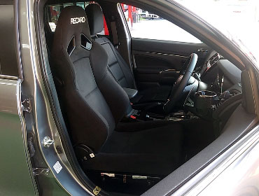 MITSUBISHI�@RVR�@GA4W�i2023�N�j�@�Ɂ@RECARO�i���J���j�@SR-7F�@KK100�@BK�@�V�[�g�q�[�^�[�t���@����
