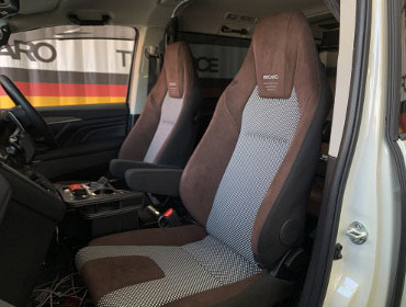 MITSUBISHI�@�f���JD5�@CV1W�i2020�N�j�@�Ɂ@RECARO�i���J���j�@LX-F�@WU110�@A/R�@�u���E���@�~���E�@����