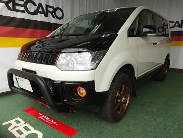 MITSUBISHI�@�f���JD:5�@CV1W�i2018�N�j�@�Ɂ@RECARO�i���J���j�@SR-C�@BK100H�@BK/BK�@A/R�@�V�[�g�q�[�^�[�t���@����