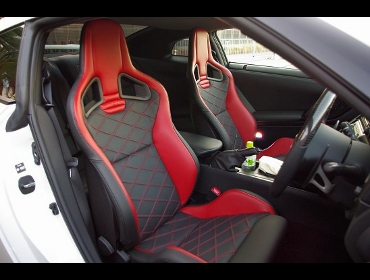 RECARO�i���J���V�[�g�j�@NISSAN�@35GT-R��RECARO�i���J���j�@Sportster Limited Edition RED�@�~2�r�@����