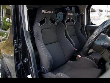 RECARO�i���J���V�[�g�j�@NISSAN�@�L���[�u�@Z12��RECARO�i���J���j�@SR-7 SK100�@BK/BK�@�~2�r�@����