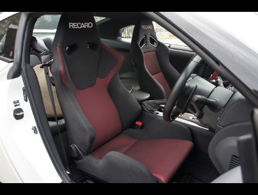 RECARO�i���J���V�[�g�j�@NISSAN�@GT-R�@R35��RECARO�i���J���j�@SR-6 SK100S BK/RED�@�q�[�^�[�t���@���@SR-7 SK100 RED�@����