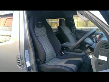 RECARO�i���J���V�[�g�j�@NISSAN�@�L�����o���@NV350��RECARO�i���J���j�@LX-F�@IM110�@�O���C�@����