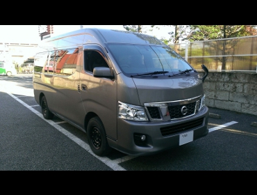 NISSAN�@�L�����o���@NV350��RECARO�i���J���j�V�[�g����