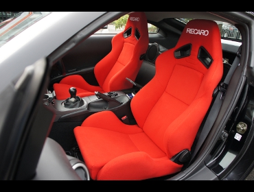 RECARO�i���J���V�[�g�j�@NISSAN�@�t�F�A���f�BZ�@Z33��RECARO�i���J���j�@SR-7 KK100�@RED�@�~2�r�@����