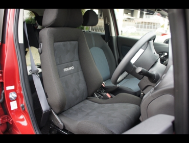 RECARO�i���J���V�[�g�j�@NISSAN�@�m�[�g�@E12��RECARO�i���J���j�@�G���S���hD�@BK�@����