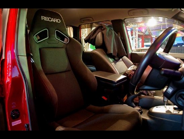 RECARO�i���J���V�[�g�j�@NISSAN�@�G�N�X�g���C���@T31��RECARO�i���J���j�@SR-7F SK100�@BK/BK�@����