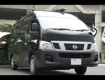 NISSAN�@�L�����o���@NV350��RECARO�i���J���j�V�[�g����