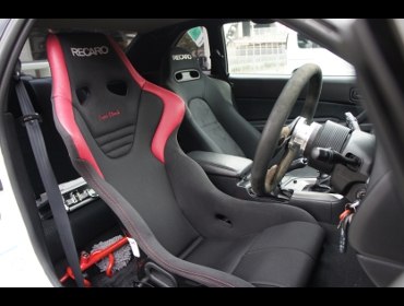 RECARO�i���J���V�[�g�j�@NISSAN�@�X�J�C���C���@BNR34�Ƀ��J���@����RS-G �X�[�p�[�V���^���NNU�@���@����SR-6 �X�[�p�[�V���^���NNU�@����
