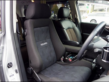 RECARO�i���J���V�[�g�j�@NISSAN�@�G���O�����h�@E52�Ƀ��J���@�G���S���hD�@H�i�V�[�g�q�[�^�[�t���j�@BK�@����