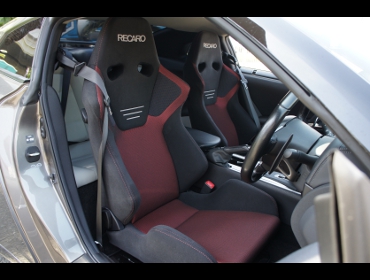 RECARO�i���J���V�[�g�j�@NISSAN�@35GT-R�@R35�Ƀ��J���@SR-6�@GK100S�@BK/RED�@�~2�r�@����