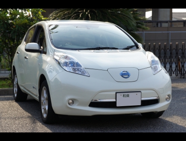 NISSAN�@���[�t�@ZE0��RECARO�i���J���j�V�[�g����