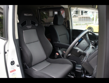 RECARO�i���J���V�[�g�j�@NISSAN�@�Z���i�@C25�Ƀ��J���@SR-7F GK100H �V�[�g�q�[�^�[�t���@BK/SIL�@����