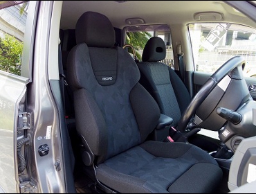 RECARO�i���J���V�[�g�j�@NISSAN�@�G�N�X�g���C���@DNT31�Ƀ��J���@�X�^�C��DC�@BK�@����