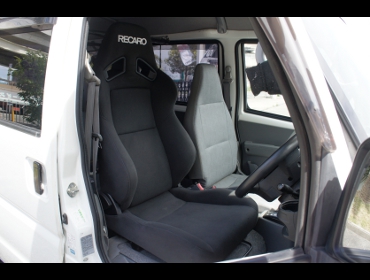 RECARO�i���J���V�[�g�j�@NISSAN�@�N���b�p�[�Ƀ��J���@SR-7F�@KK100�@BK�@����