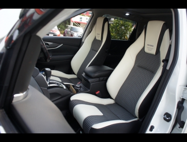 RECARO�i���J���V�[�g�j�@NISSAN�@�G�N�X�g���C���@T32�Ƀ��J���@LX-F IL110H�@���@�~2�r�@����