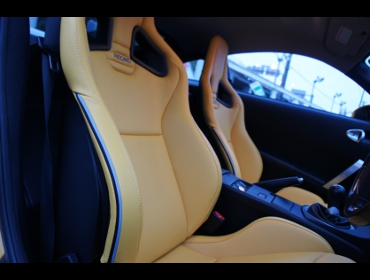 RECARO�i���J���V�[�g�j�@NISSAN�@�t�F�A���f�BZ�@Z33�Ƀ��J���@����@�X�|�[�c�X�^�[LL100H���U�[SE�@YELLOW�@�~2�r�@����