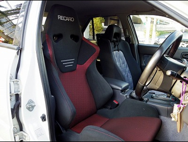 RECARO�i���J���V�[�g�j�@NISSAN�@�X�J�C���C���@ER34�Ƀ��J���@SR-6 GK100S�@BK/RED�@����