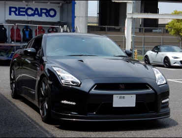 NISSAN�@GT-R�@R35��RECARO�i���J���j�V�[�g����