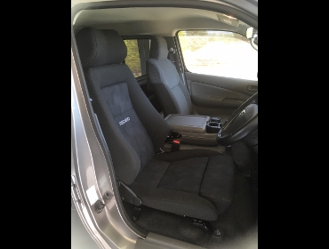 RECARO�i���J���V�[�g�j�@NISSAN�@�L�����o���@NV350�Ƀ��J���@�G���S���hMV�@BK�@����