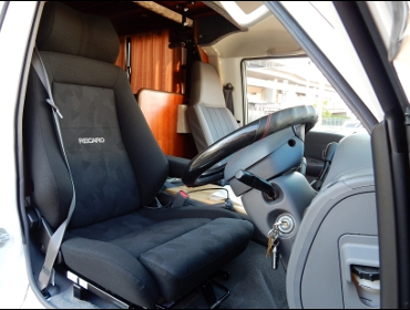 RECARO�i���J���V�[�g�j�@NISSAN�@�o�l�b�g�Ƀ��J���@�G���S���hMV�@BK�@�A�[�����X�g�t���@����
